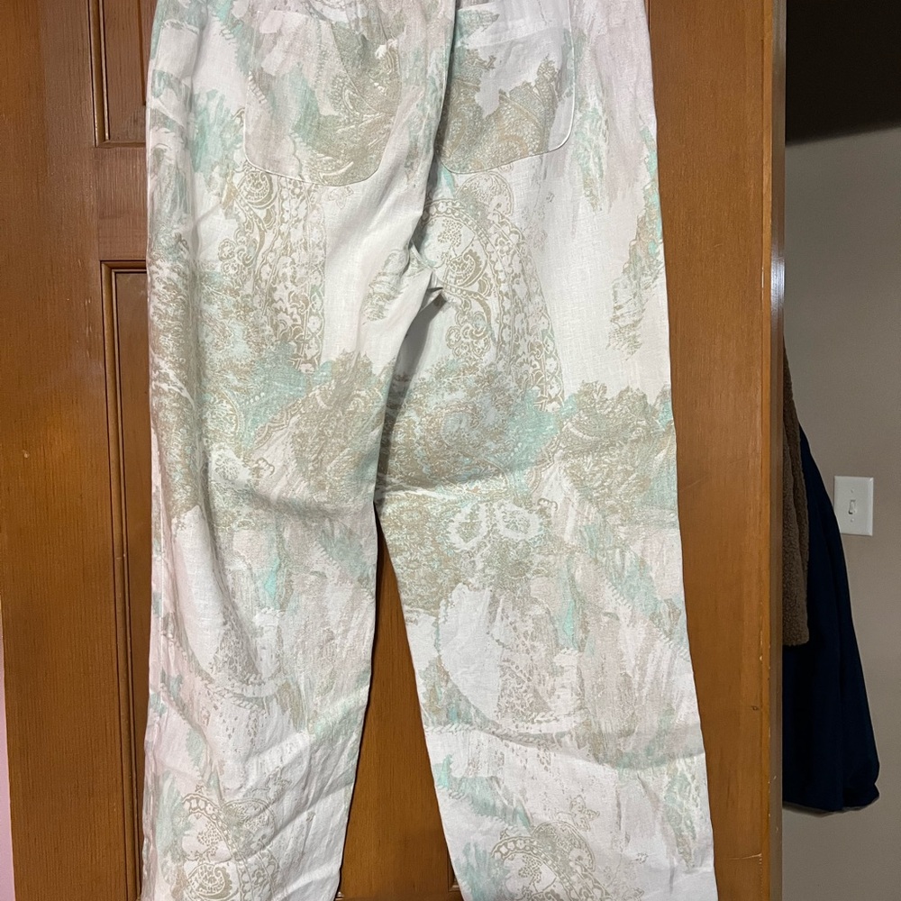 CHICO’s LINEN Patterned Pants - White and BLUE
